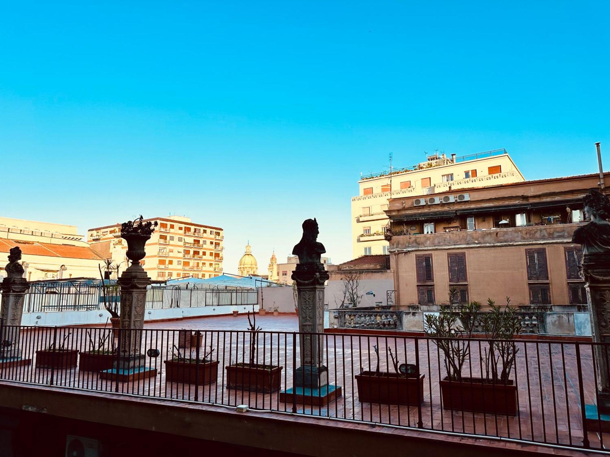 Apartament A Un Passo Dal Massimo 2 Palermo Zewnętrze zdjęcie