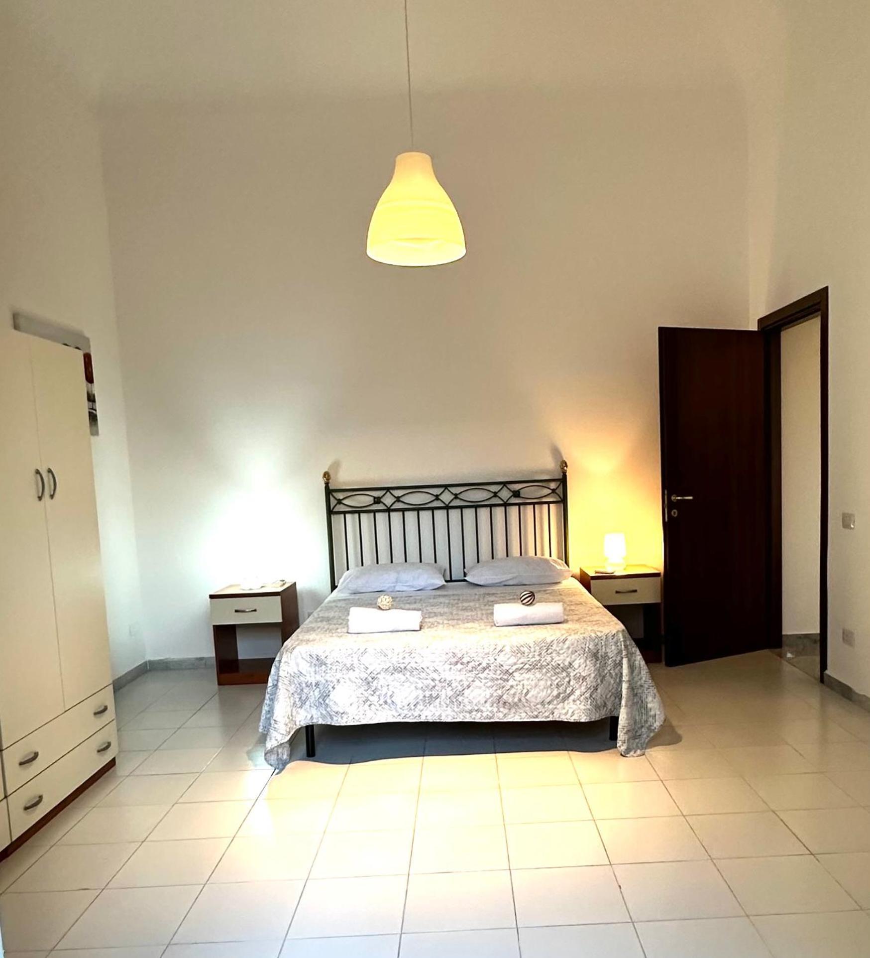 Apartament A Un Passo Dal Massimo 2 Palermo Zewnętrze zdjęcie